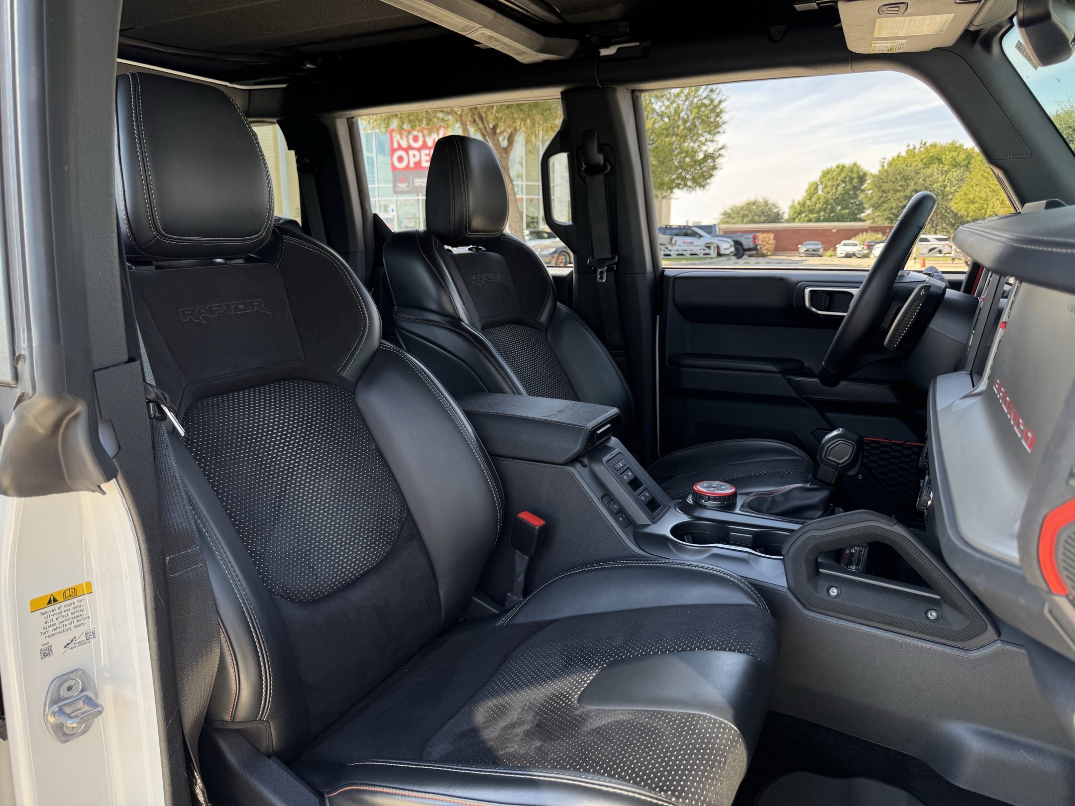 Used 2024 Ford Bronco Raptor AWD/4WD image 32