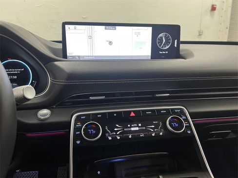 Used 2024 Genesis GV80 3.5T w/ Prestige Package image 20