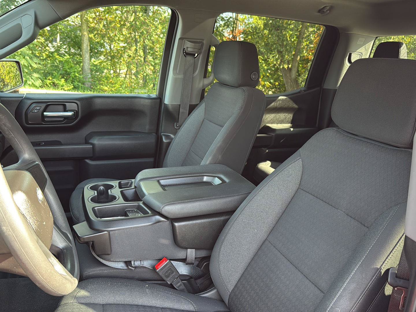 Used 2024 Chevrolet Silverado 1500 Custom w/ LPO, Dark Essentials Package AWD/4WD image 9