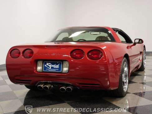 Used 1998 Chevrolet Corvette Coupe image 11