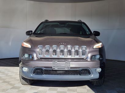 Used 2017 Jeep Cherokee Latitude w/ Comfort/Convenience Group