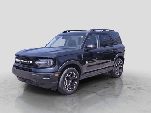 Used 2023 Ford Bronco Sport Outer Banks AWD/4WD image 4