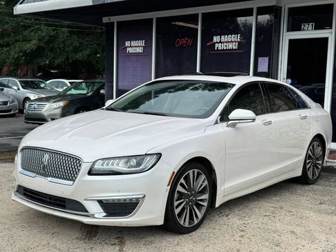 Used 2018 Lincoln MKZ Reserve w/ Technology Package FWD image 3