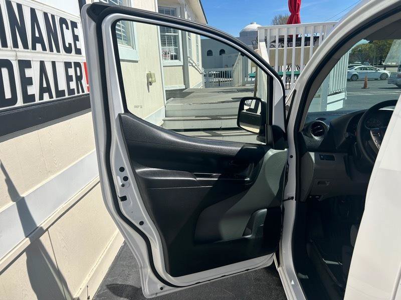 Used 2021 Nissan NV200 S w/ Back Door Glass Package FWD image 8