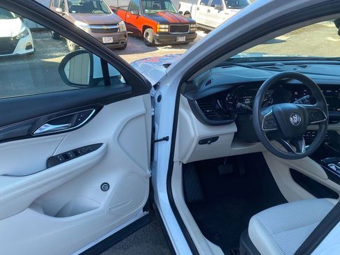 Used 2022 Buick Envision Preferred image 10