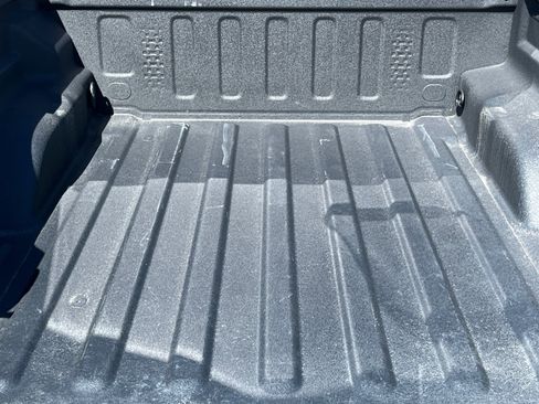 Used 2025 Jeep Gladiator Willys image 27