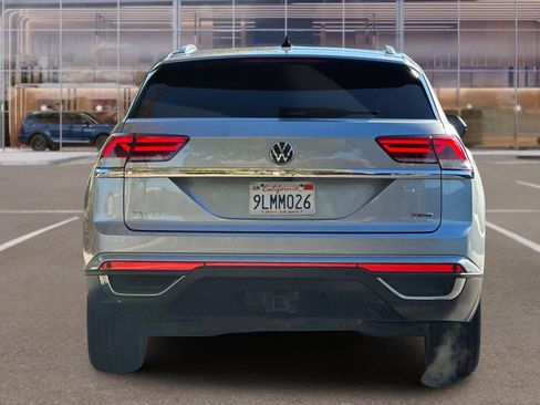 Used 2020 Volkswagen Atlas Cross Sport SEL image 5