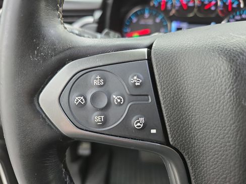 Used 2018 Chevrolet Tahoe LT w/ Luxury Package image 18