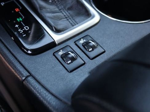 Used 2017 Toyota Highlander XLE image 21