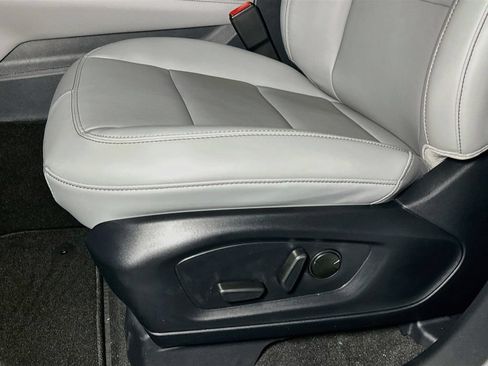 New 2026 Ford Explorer Active w/ Active Comfort Package AWD/4WD image 15