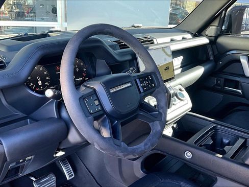 Used 2023 Land Rover Defender 110 Carpathian Edition image 14