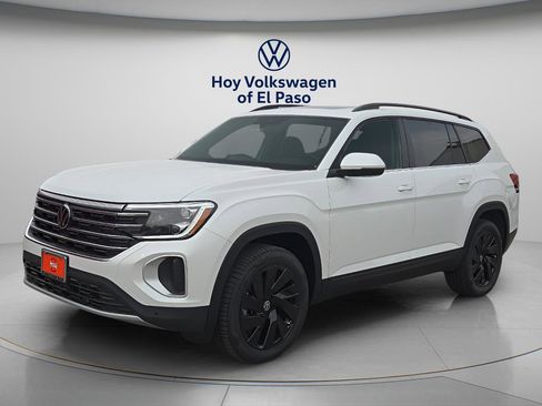 New 2026 Volkswagen Atlas SE image 6