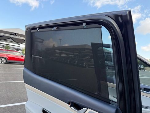 Used 2023 Hyundai Palisade Limited FWD image 27