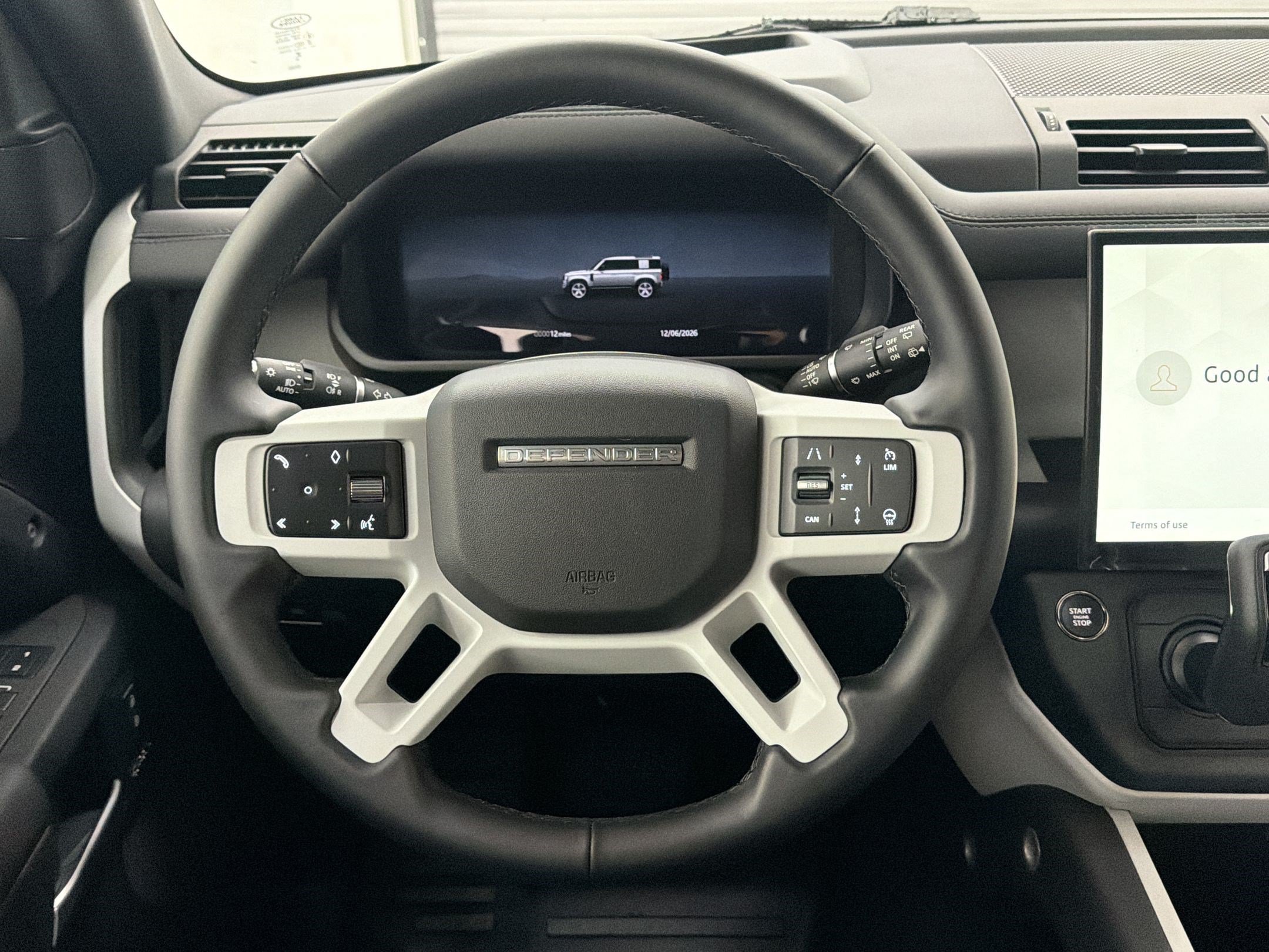 New 2026 Land Rover Defender 110 X-Dynamic SE AWD/4WD image 15