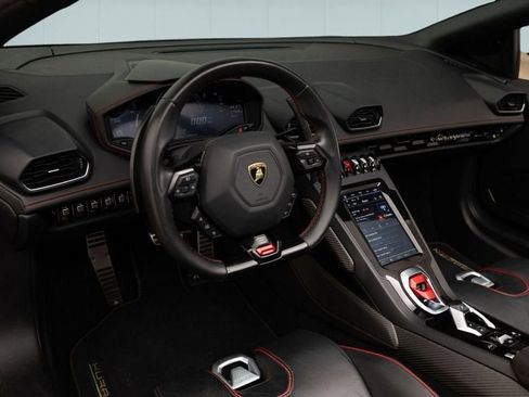 Used 2020 Lamborghini Huracan EVO image 38