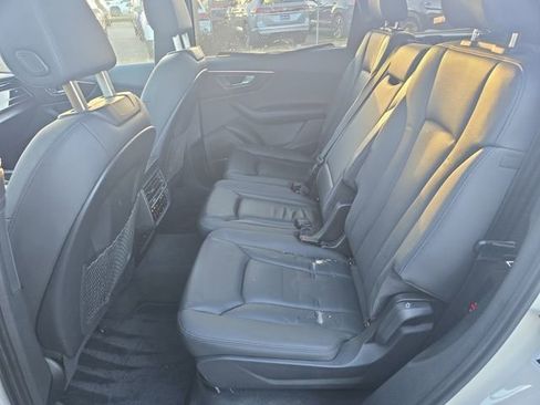 Used 2023 Audi Q7 2.0T Premium Plus w/ Premium Plus Package image 11