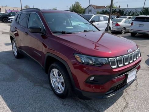 Used 2022 Jeep Compass Latitude AWD/4WD image 4