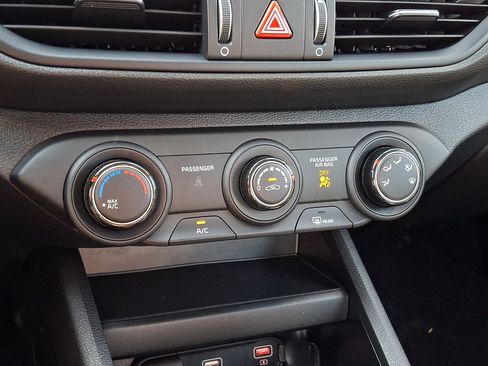 Used 2024 Kia Forte LXS image 15