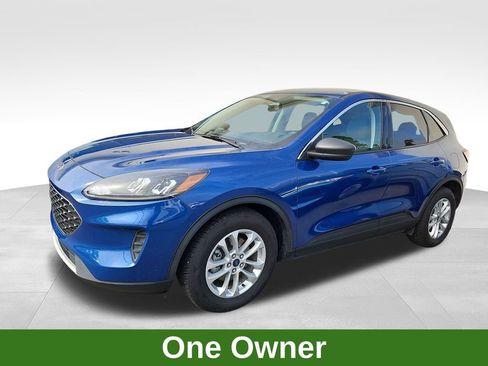 Used 2022 Ford Escape SE image 3