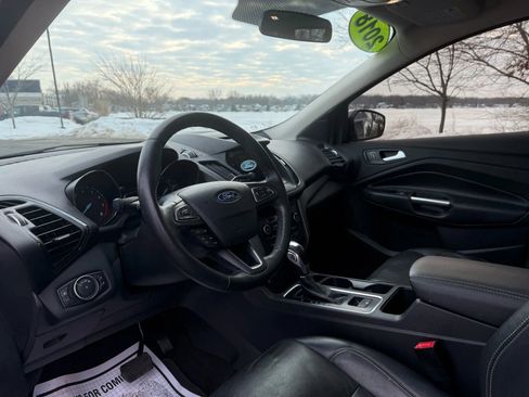 Used 2018 Ford Escape SEL w/ Canadian Touring Package image 9