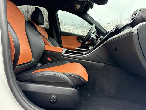 Used 2023 Mercedes-Benz C 300 4MATIC Sedan w/ AMG Line w/ Night Package image 36