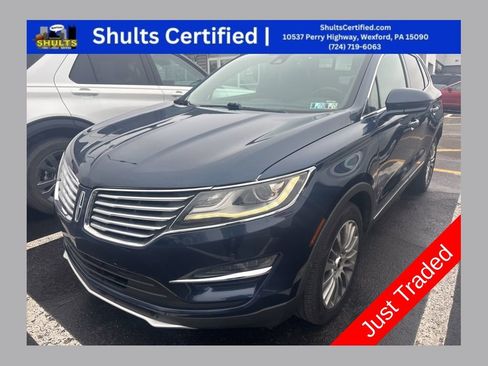 Used 2017 Lincoln MKC Reserve image 1