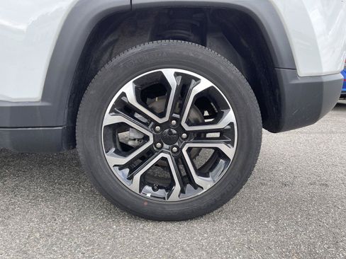Used 2022 Jeep Compass Limited AWD/4WD image 24
