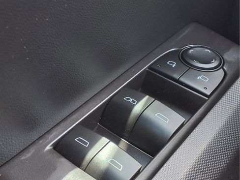 Used 2023 Chevrolet Colorado LT w/ LT Convenience Package RWD image 19
