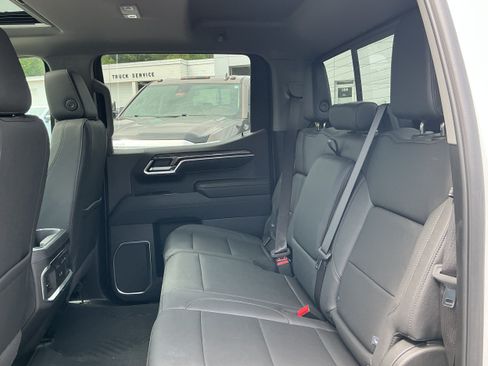 Certified 2025 Chevrolet Silverado 1500 LTZ w/ Z71 Off-Road Package AWD/4WD image 11