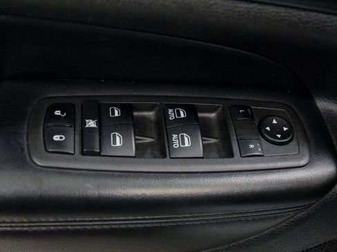 Used 2022 Jeep Grand Cherokee Laredo X AWD/4WD image 28