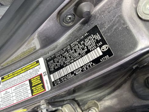 Used 2019 Toyota Camry XSE FWD image 37