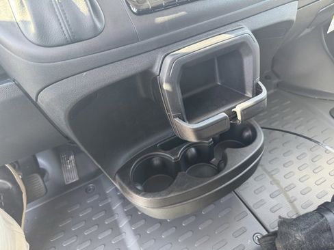 Used 2025 RAM ProMaster 2500 w/ Convenience Group image 24