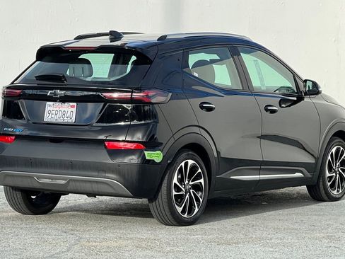 Used 2023 Chevrolet Bolt EUV Premier w/ Sun & Sound Package image 3