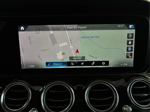 Used 2021 Mercedes-Benz E 350 4MATIC Sedan image 35