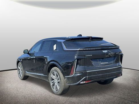 New 2025 Cadillac Lyriq Luxury image 4