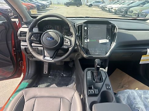 New 2025 Subaru Crosstrek 2.5i Limited w/ Popular Package #3A image 8