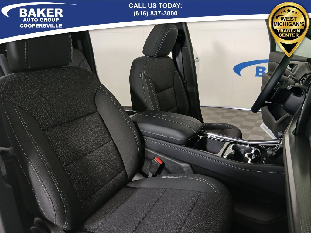 New 2027 Chevrolet Traverse LT w/ Sun and Wheel Package AWD/4WD image 13