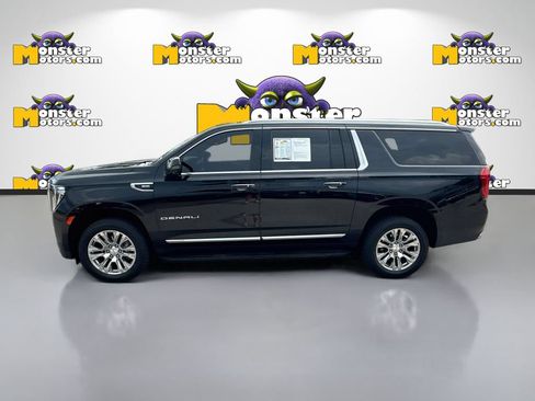 Used 2023 GMC Yukon XL Denali AWD/4WD image 8