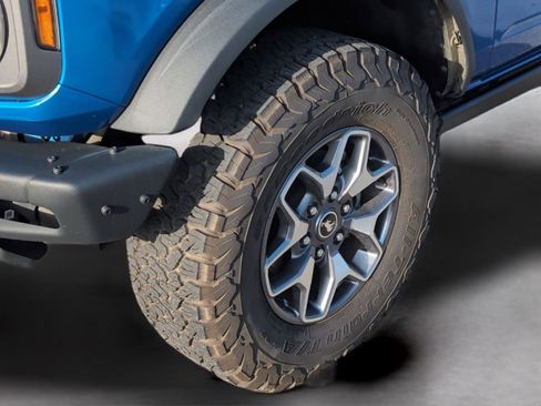 Used 2024 Ford Bronco Badlands image 30