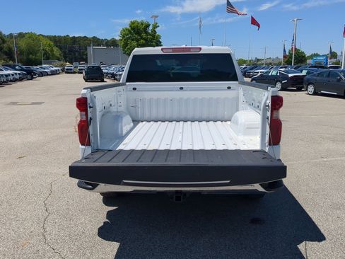 Used 2025 Chevrolet Silverado 1500 W/T w/ WT Value Package AWD/4WD image 22