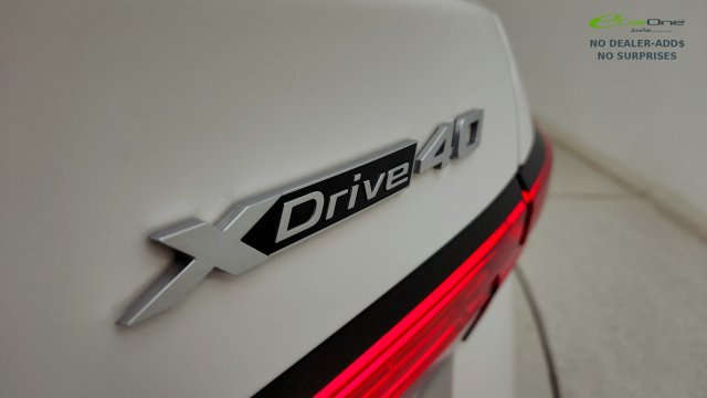Used 2025 BMW i5 eDrive40 w/ M Sport Package AWD/4WD image 31