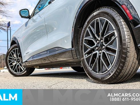 Used 2024 Ford Mustang Mach-E Premium image 16