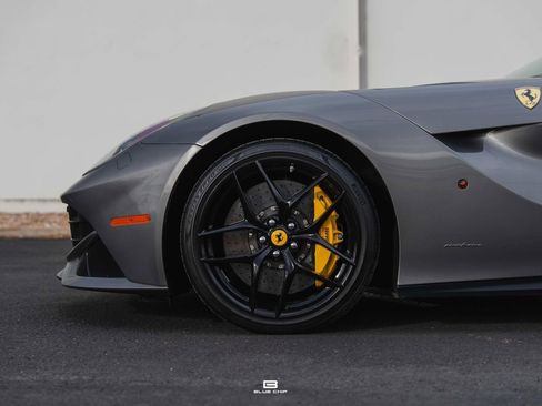Used 2017 Ferrari F12 Berlinetta image 3