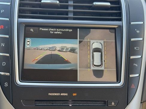 Used 2016 Lincoln MKX Reserve w/ Technology Package image 27