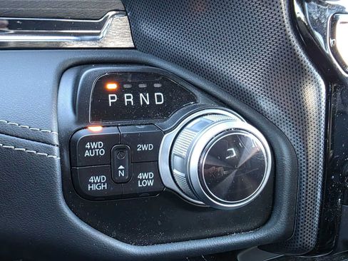 Used 2022 RAM 1500 Limited AWD/4WD image 32