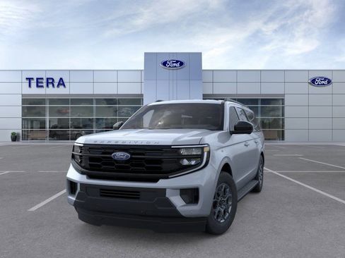 New 2026 Ford Expedition Max Active AWD/4WD image 2
