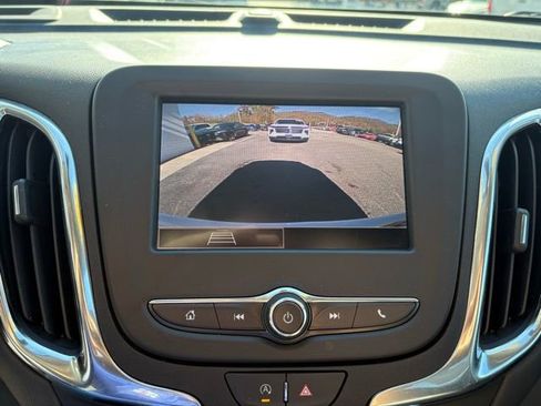 Used 2024 Chevrolet Equinox LT w/ LPO, Floor Liner Package image 18