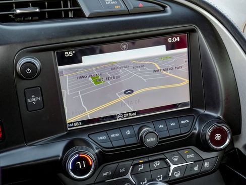 Used 2016 Chevrolet Corvette Stingray Convertible w/ 2LT Preferred Equipment Group image 21