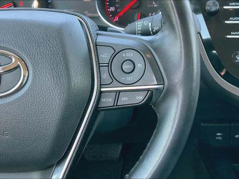Used 2019 Toyota Camry XSE FWD image 25