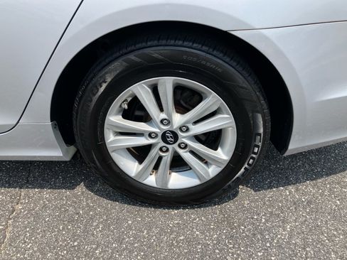 Used 2011 Hyundai Sonata GLS w/ Popular Equipment Pkg 2 FWD image 26